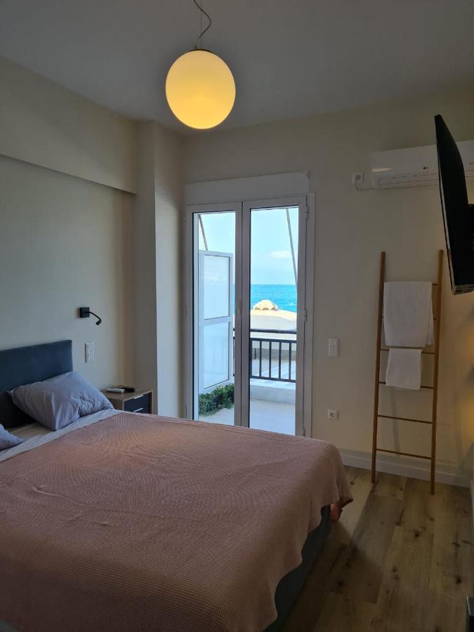 Apartamento Grace Seaside Loutráki Exterior foto