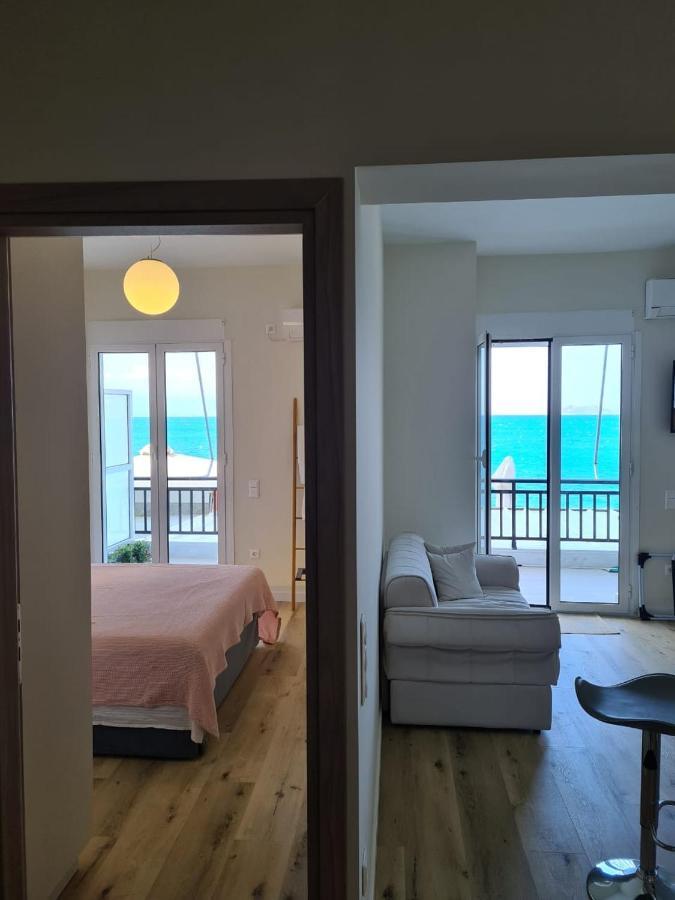 Apartamento Grace Seaside Loutráki Exterior foto